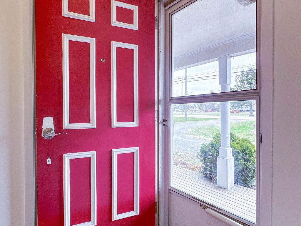 












447 Rte 17

,
Lower Montague,




PE
C0A 1R0

