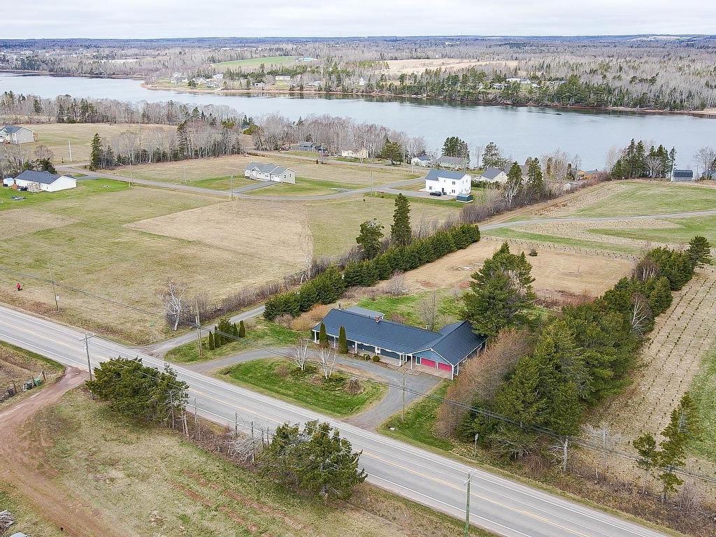 












447 Rte 17

,
Lower Montague,




PE
C0A 1R0

