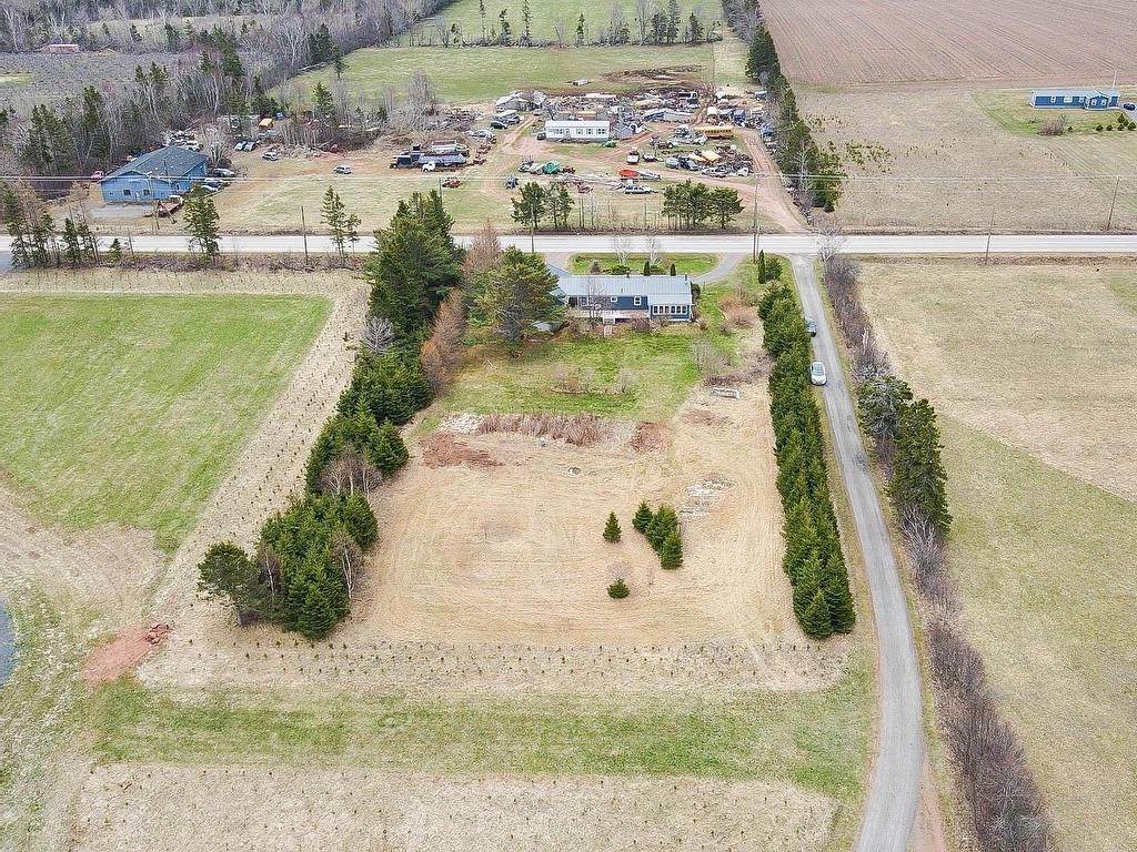 












447 Rte 17

,
Lower Montague,




PE
C0A 1R0

