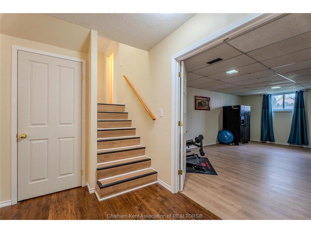









12


Sioux

Drive,
Chatham,




ON
N7M 5S5

