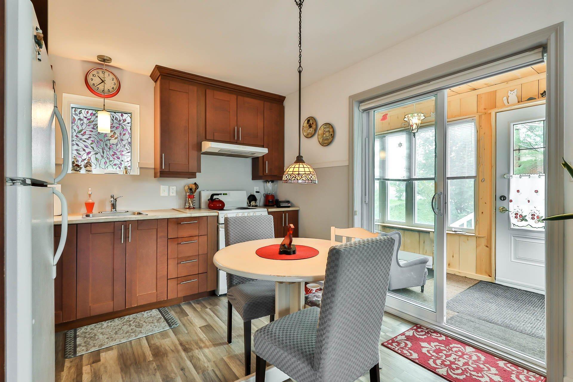 









19


Rue Martel

,
Ripon,




QC
J0V1V0

