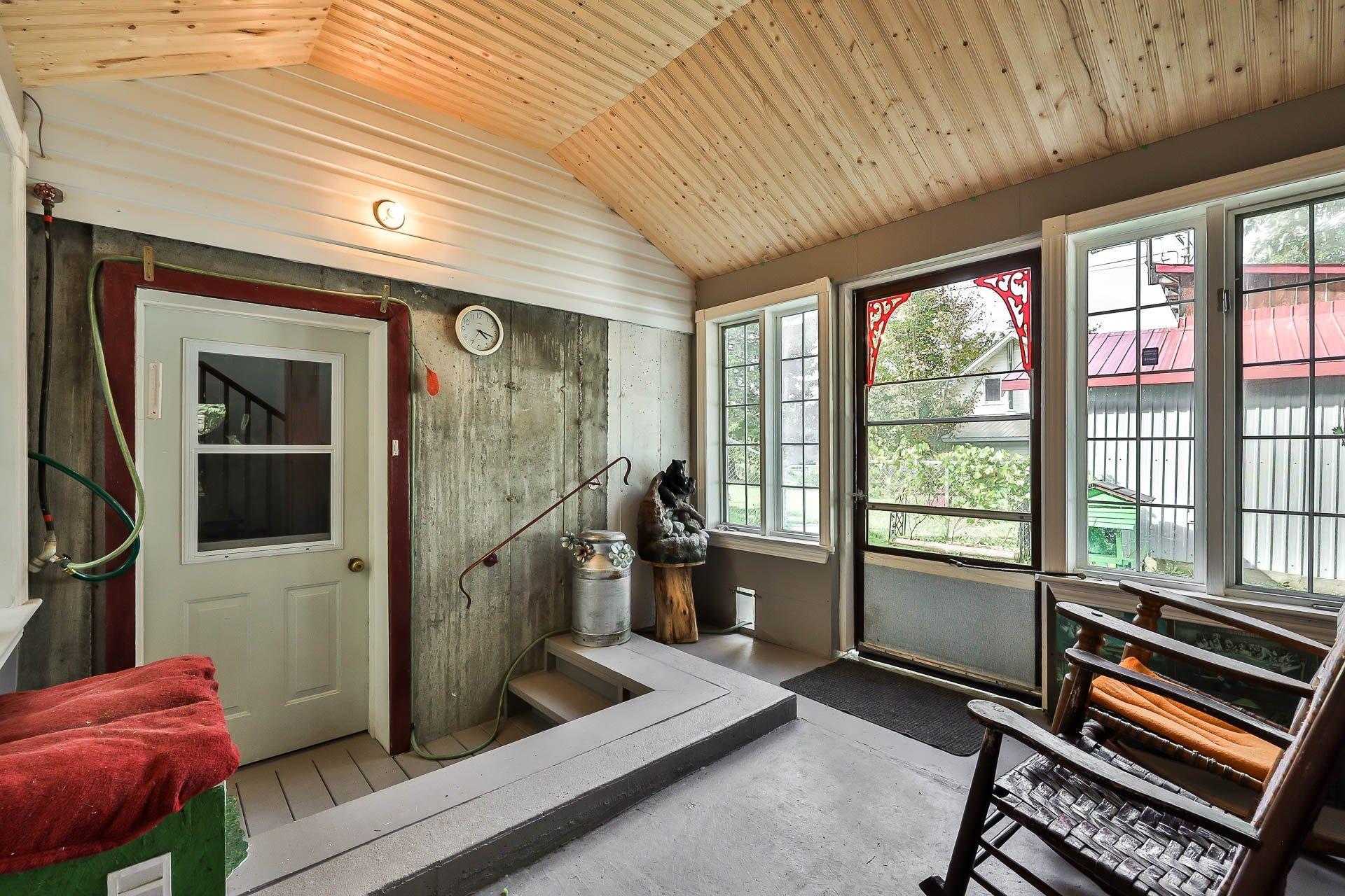 









19


Rue Martel

,
Ripon,




QC
J0V1V0

