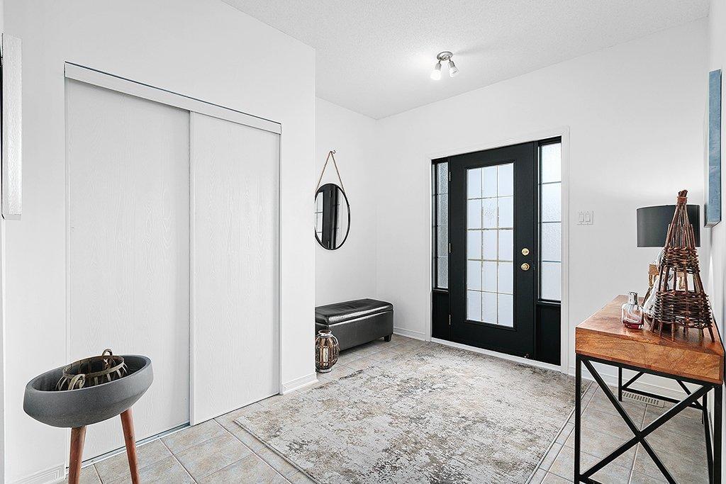 









30


Rue Jean-De La Fontaine

,
Gatineau (Aylmer),




QC
J9J2P7

