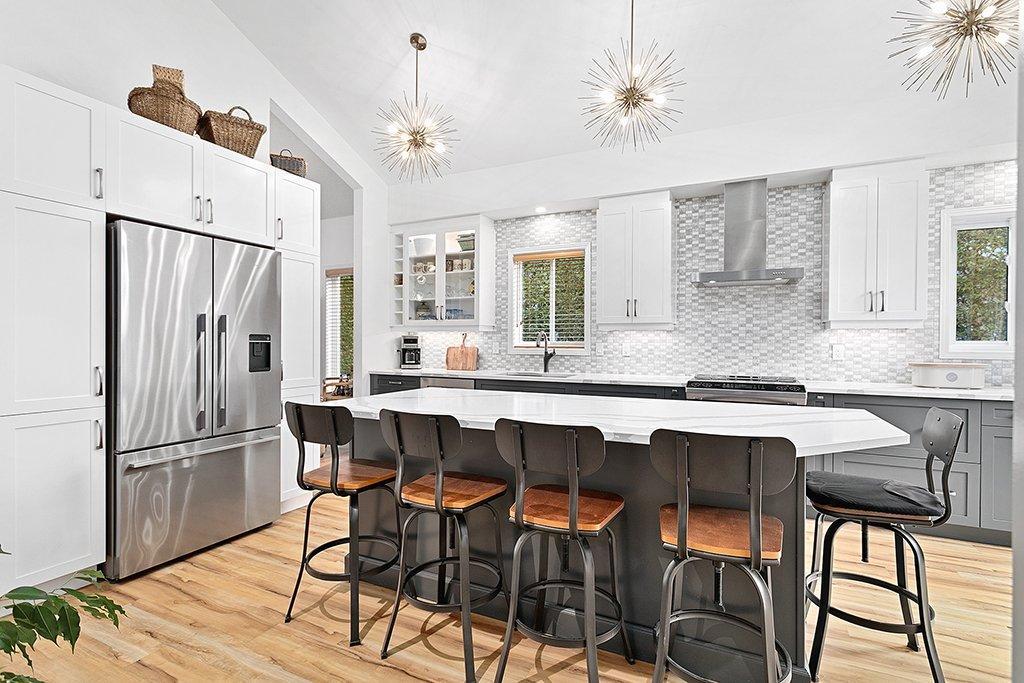









30


Rue Jean-De La Fontaine

,
Gatineau (Aylmer),




QC
J9J2P7

