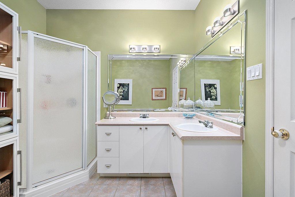 









30


Rue Jean-De La Fontaine

,
Gatineau (Aylmer),




QC
J9J2P7

