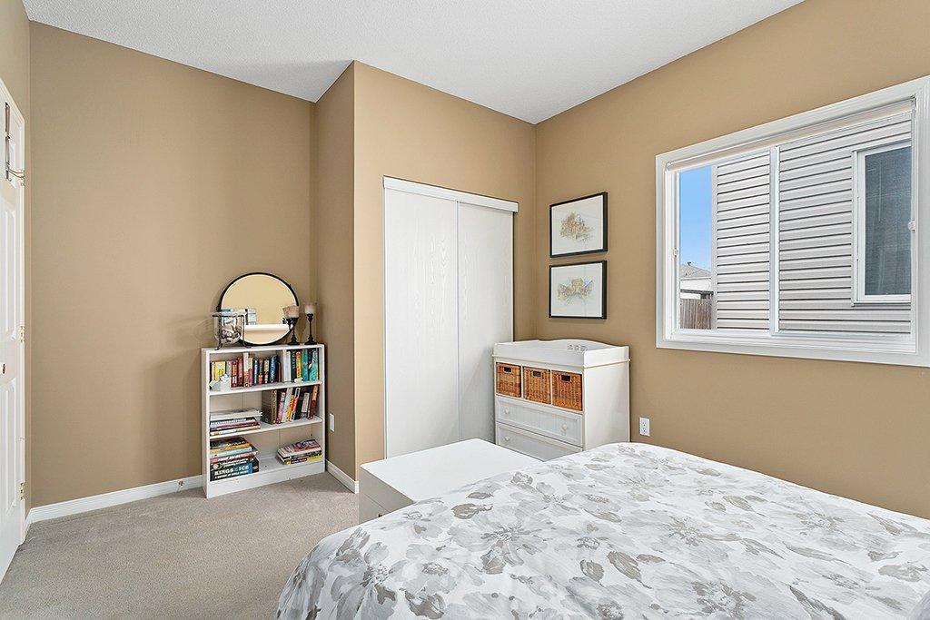 









30


Rue Jean-De La Fontaine

,
Gatineau (Aylmer),




QC
J9J2P7

