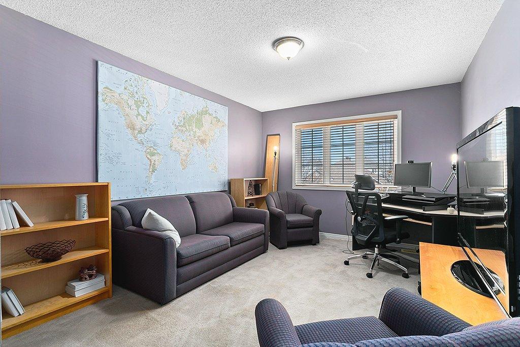 









30


Rue Jean-De La Fontaine

,
Gatineau (Aylmer),




QC
J9J2P7

