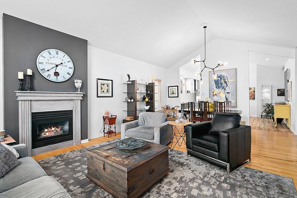









30


Rue Jean-De La Fontaine

,
Gatineau (Aylmer),




QC
J9J2P7

