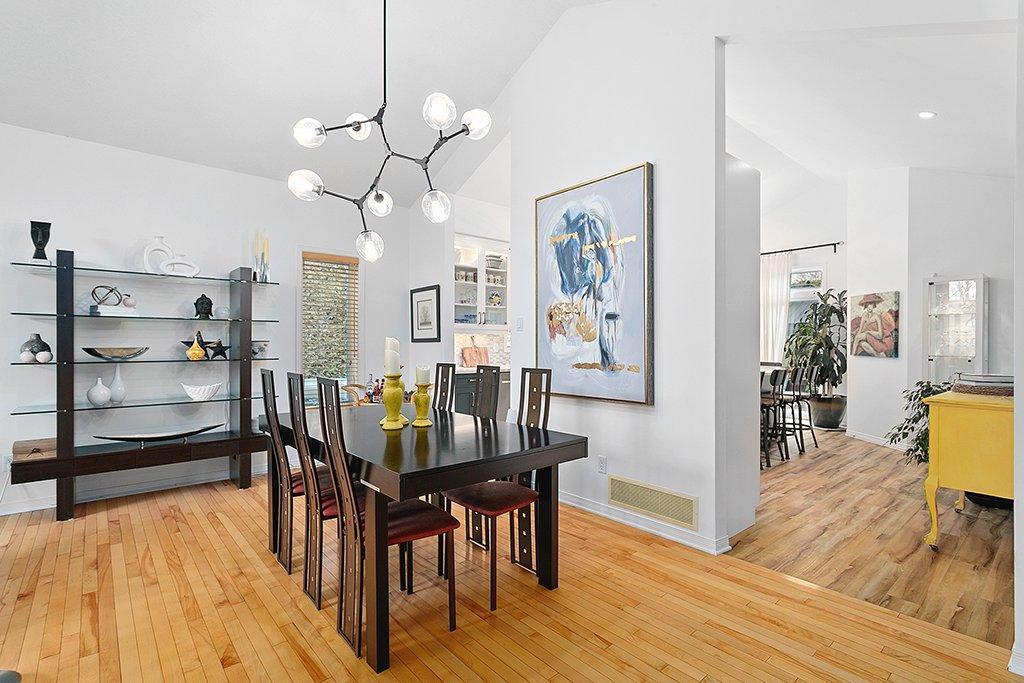 









30


Rue Jean-De La Fontaine

,
Gatineau (Aylmer),




QC
J9J2P7

