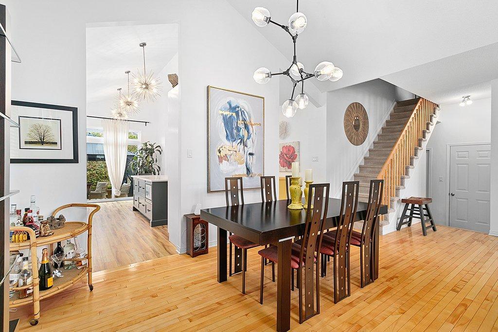 









30


Rue Jean-De La Fontaine

,
Gatineau (Aylmer),




QC
J9J2P7

