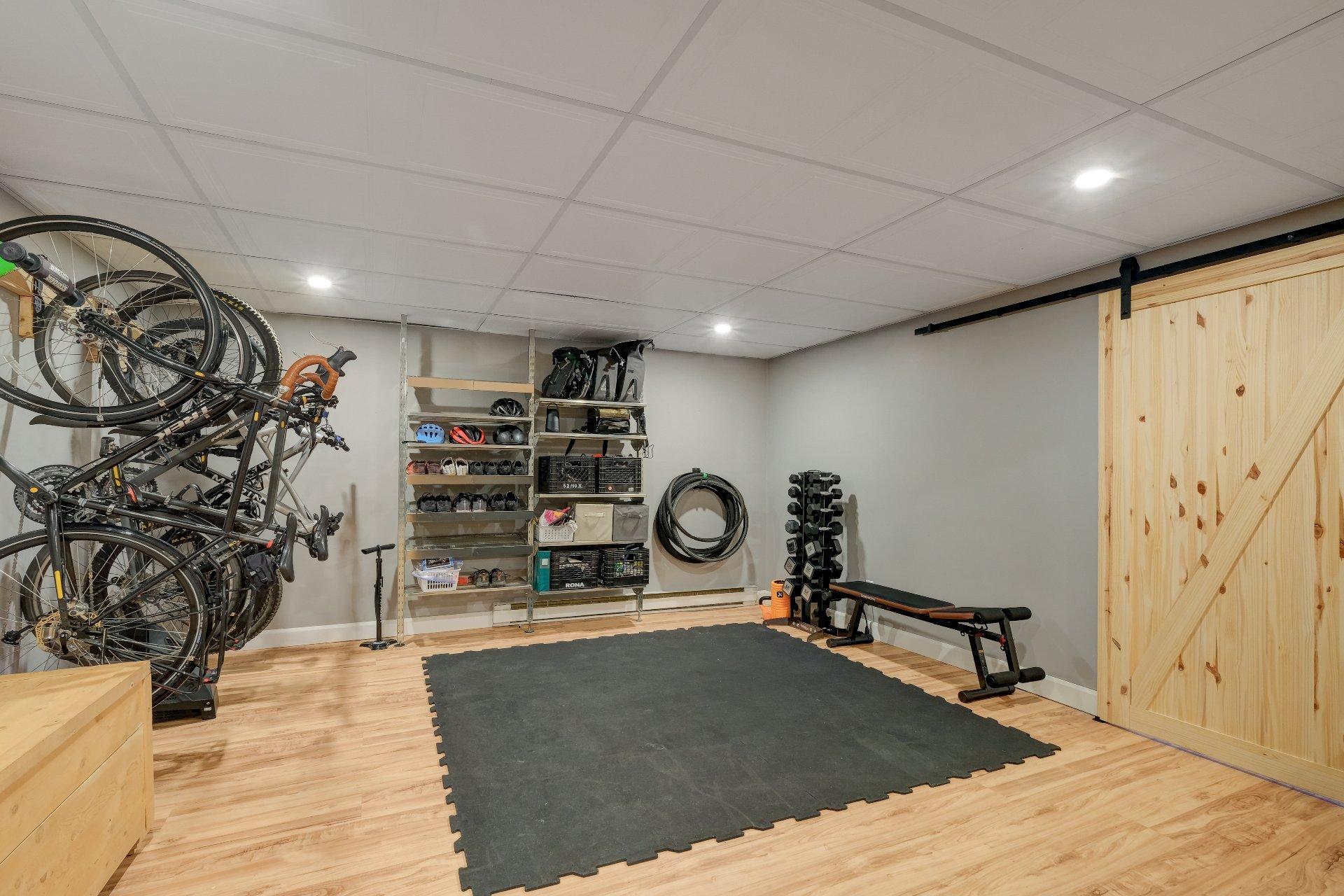 









1889


Rue Bédard

,
Longueuil (Le Vieux-Longueuil),




QC
J4N1K5

