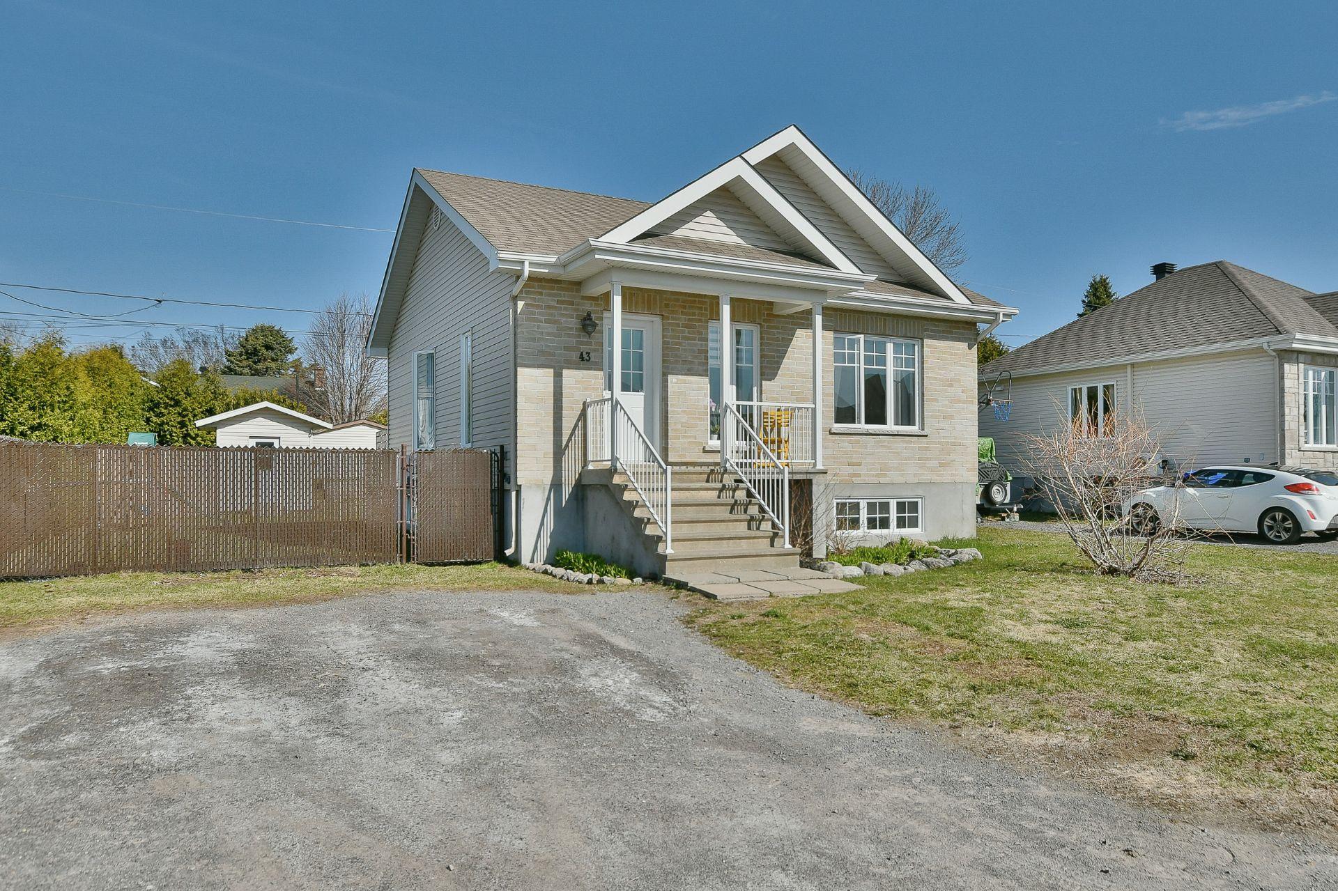 









43


Rue Dugas

,
Saint-Jacques,




QC
J0K2R0

