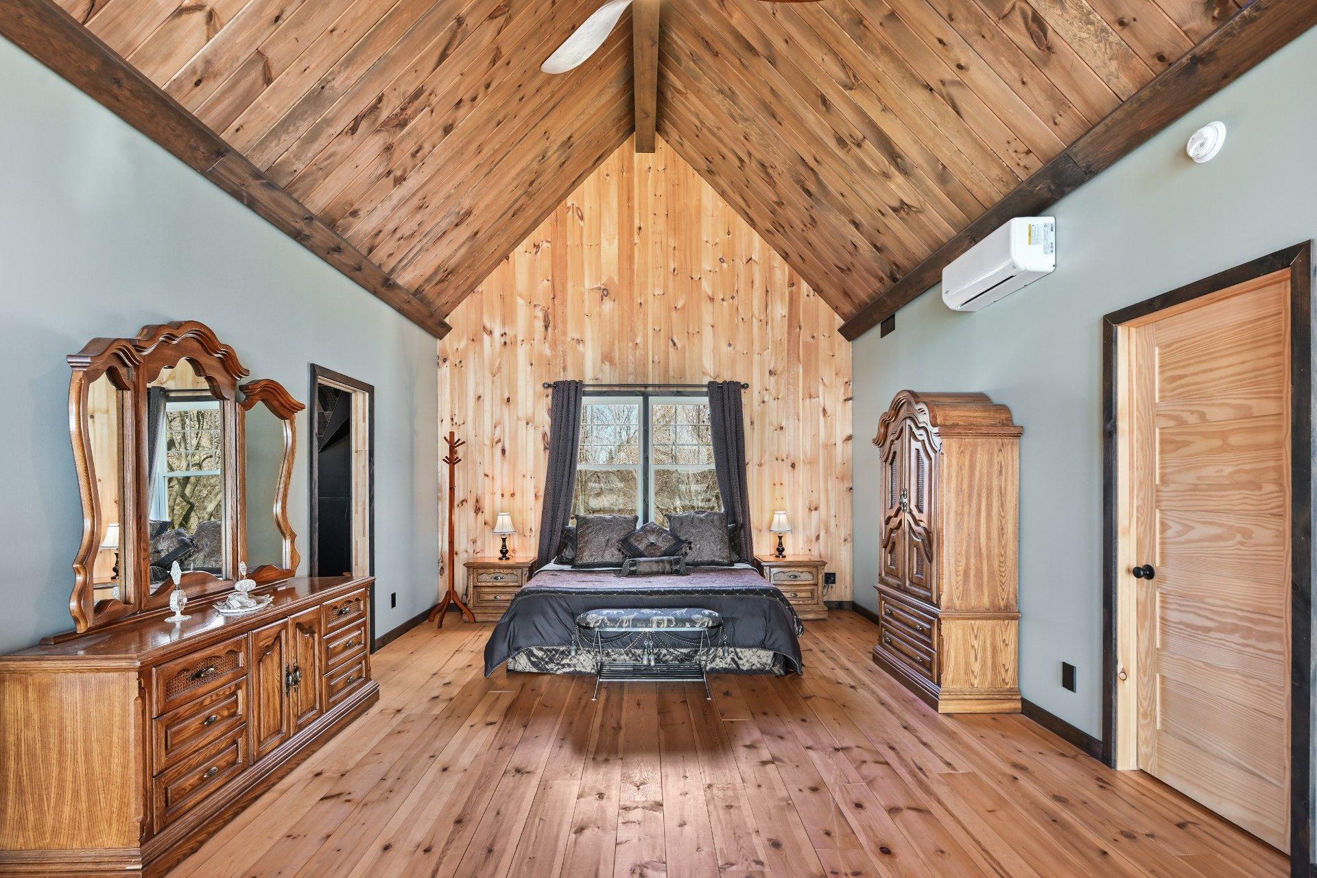 









561


Av. de Venise O.

,
Venise-en-Québec,




QC
J0J2K0

