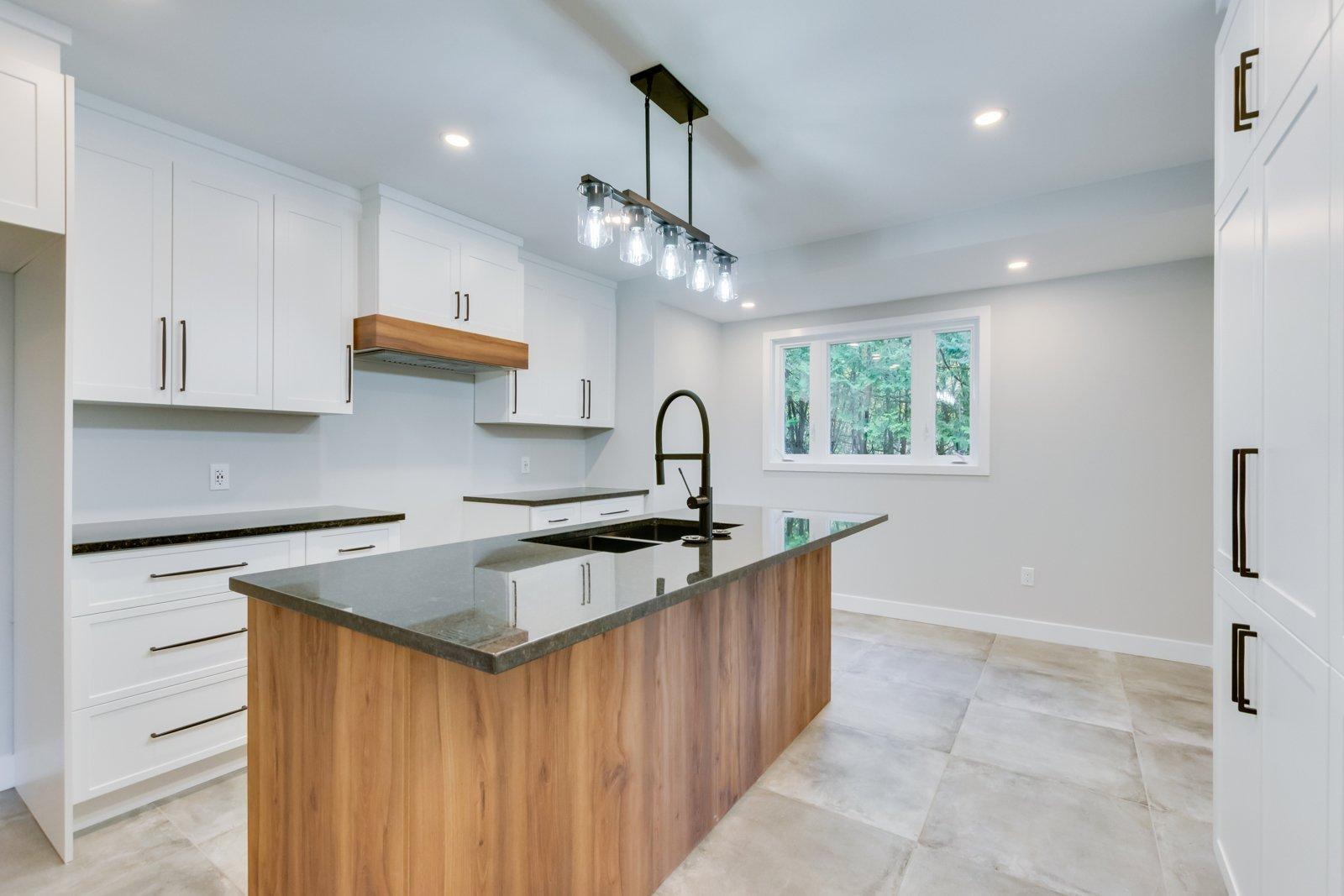 









1277


Route 105

,
Chelsea,




QC
J9B1P4

