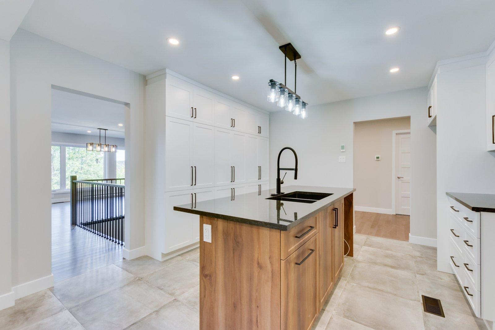 









1277


Route 105

,
Chelsea,




QC
J9B1P4

