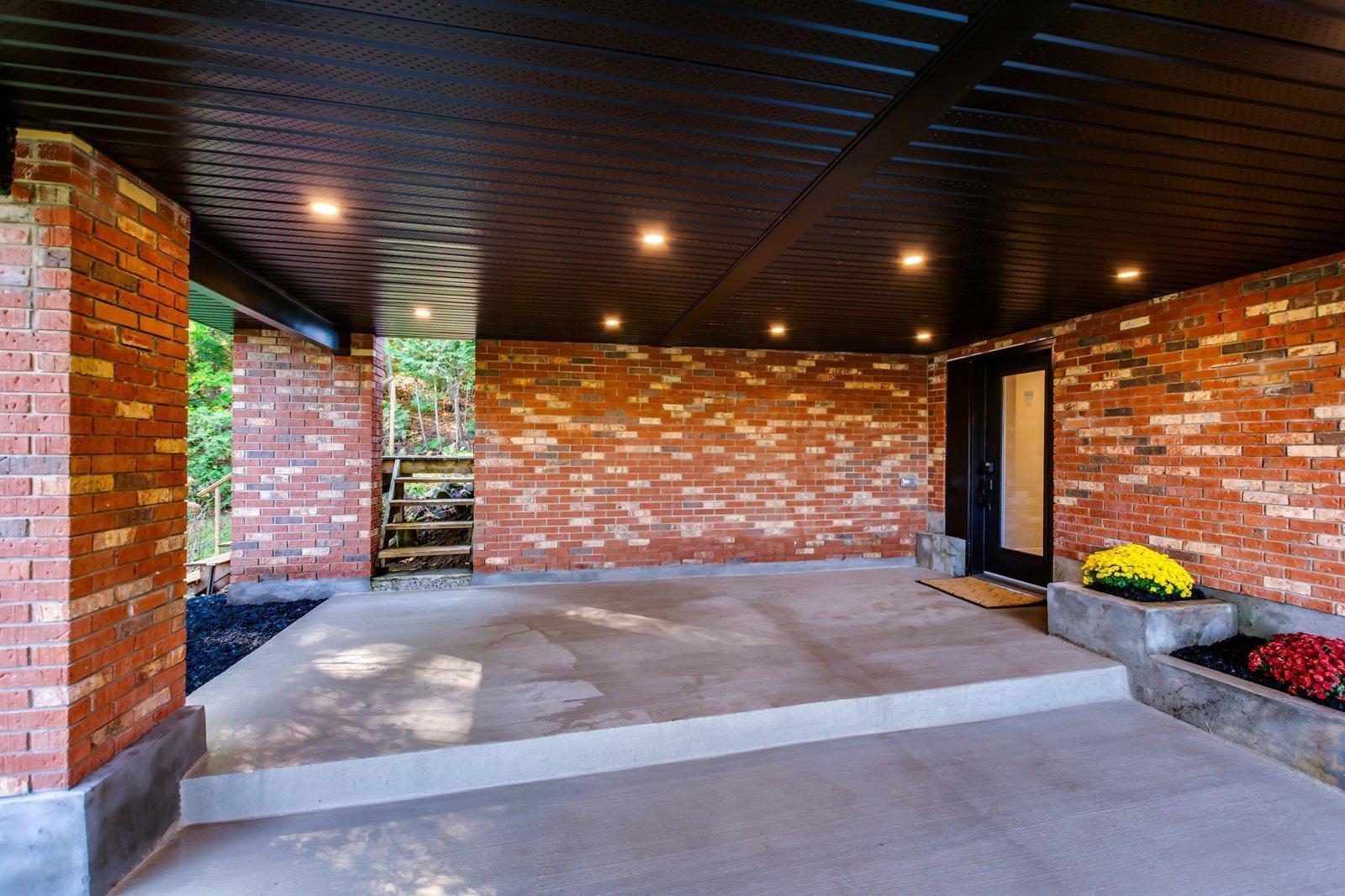 









1277


Route 105

,
Chelsea,




QC
J9B1P4


