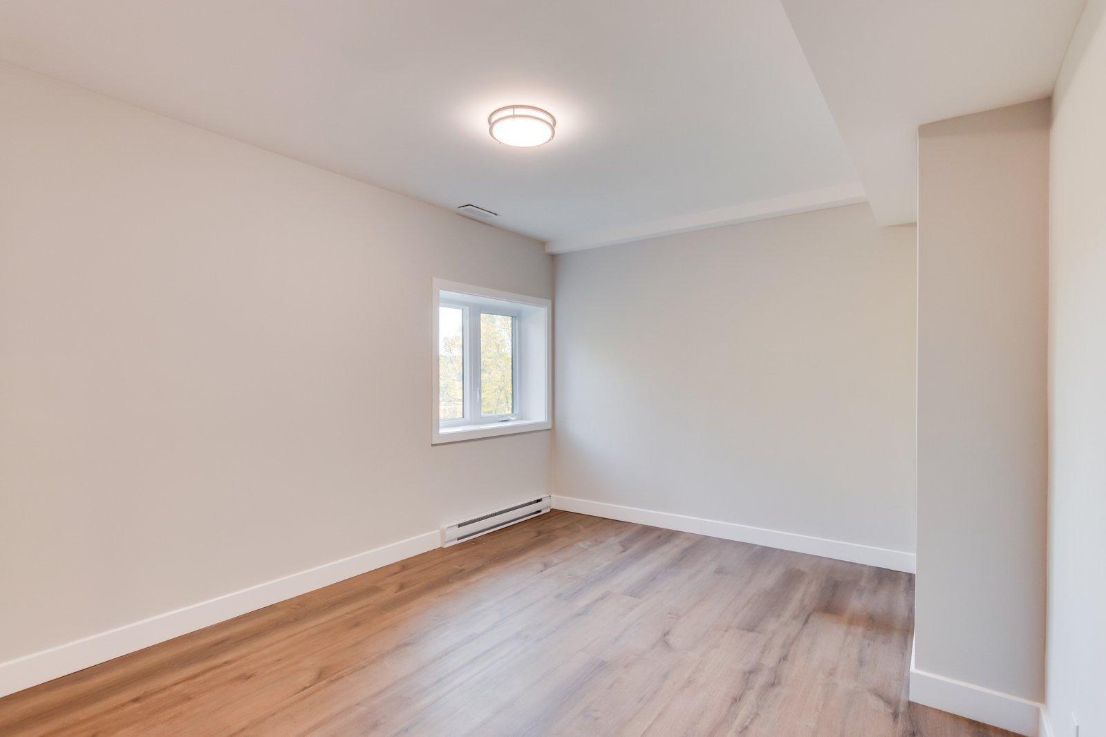 









1277


Route 105

,
Chelsea,




QC
J9B1P4


