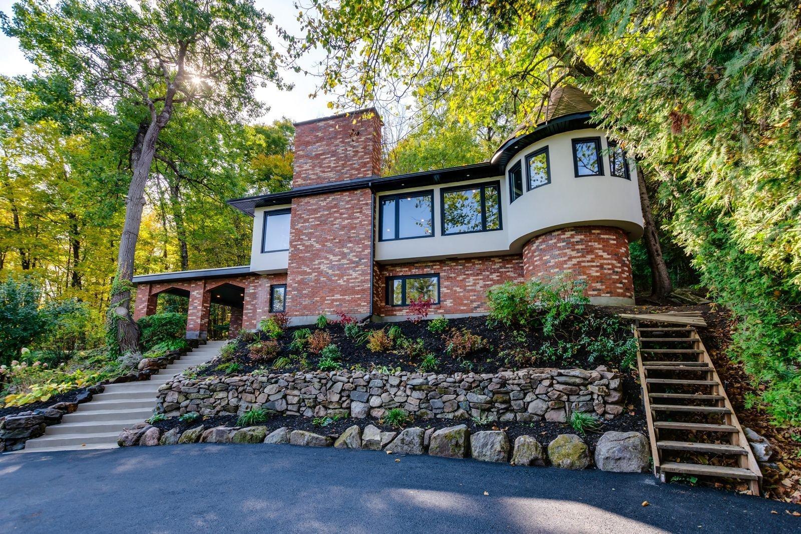 









1277


Route 105

,
Chelsea,




QC
J9B1P4

