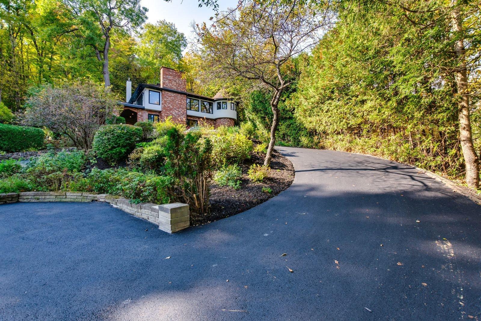 









1277


Route 105

,
Chelsea,




QC
J9B1P4

