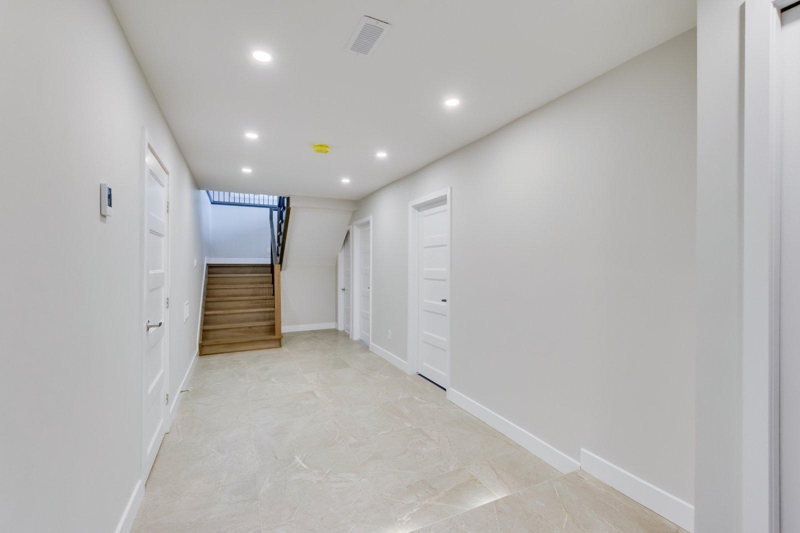









1277


Route 105

,
Chelsea,




QC
J9B1P4

