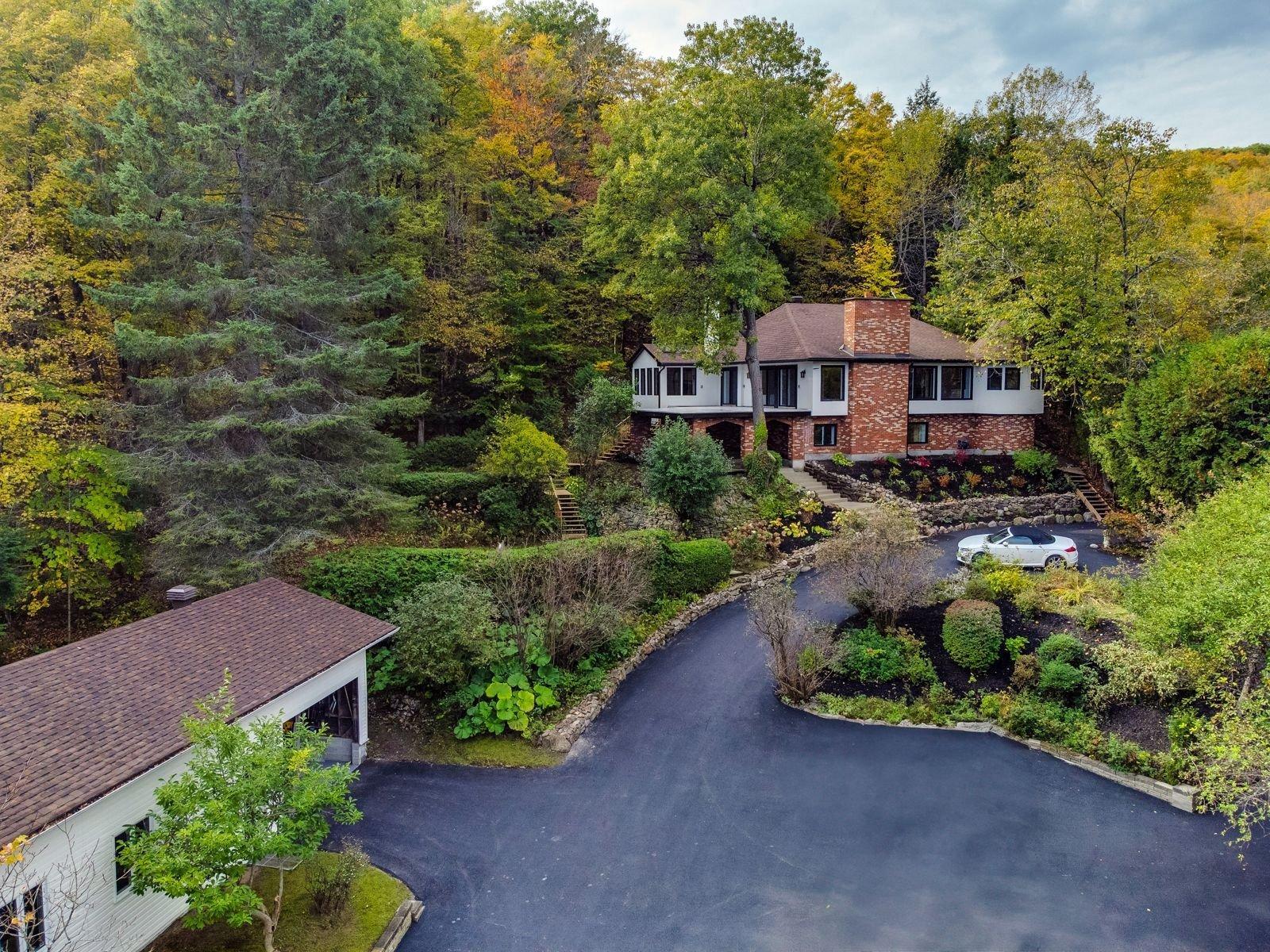 









1277


Route 105

,
Chelsea,




QC
J9B1P4

