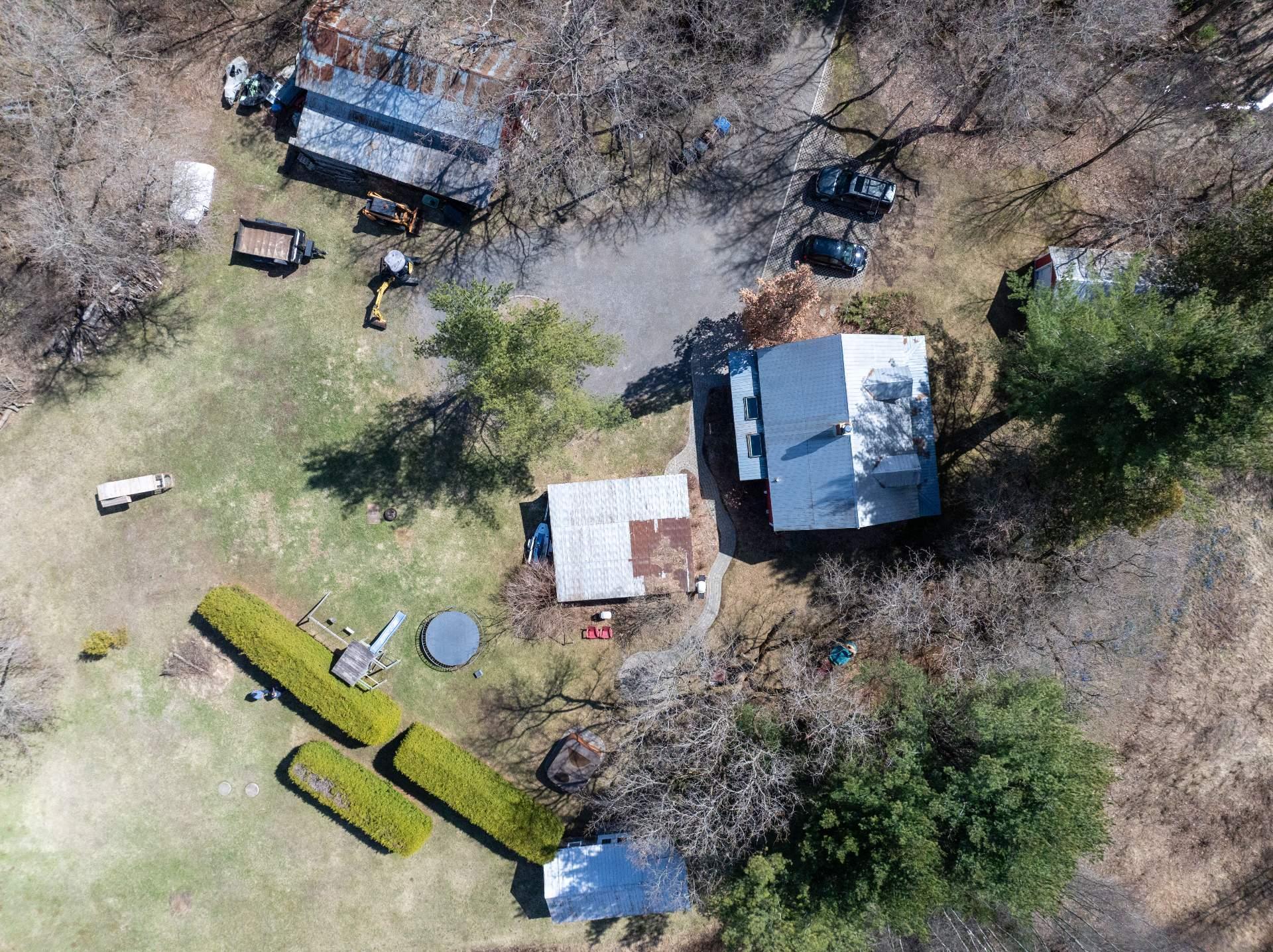 









1253


Ch. Pincourt

,
Mascouche,




QC
J7L2X8

