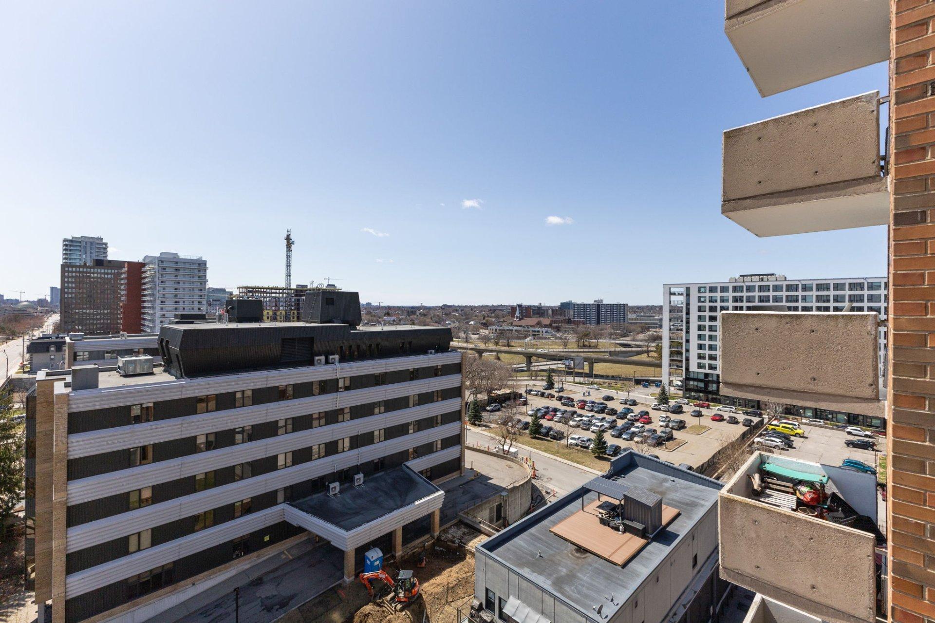 









285


Rue Laurier

, 1007,
Gatineau (Hull),




QC
J8X3W9

