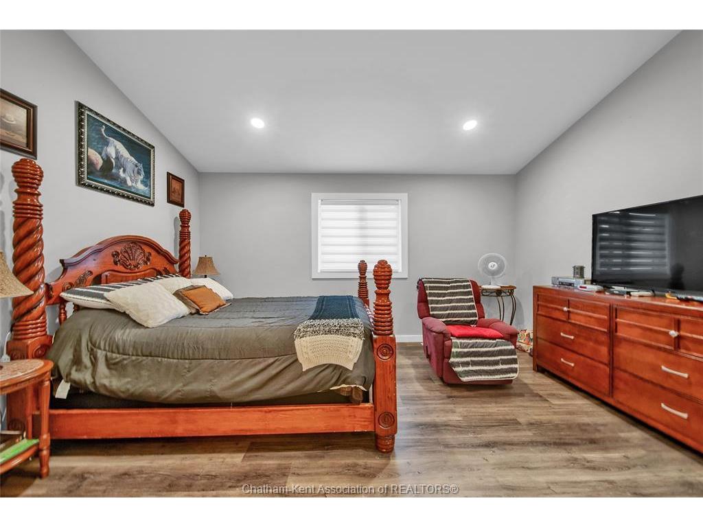 









35


Clara

Crescent,
Chatham,




ON
N7M 0R8

