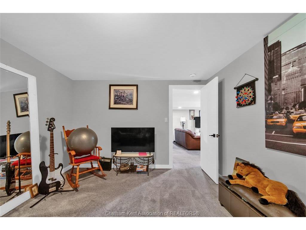 









35


Clara

Crescent,
Chatham,




ON
N7M 0R8

