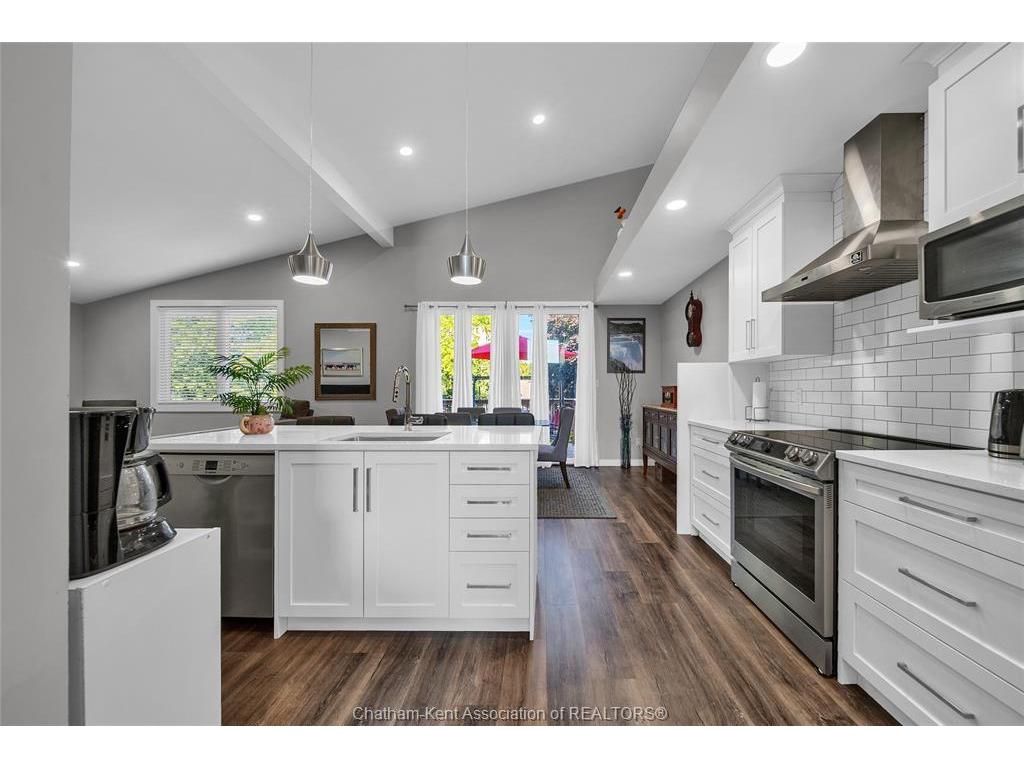 









35


Clara

Crescent,
Chatham,




ON
N7M 0R8

