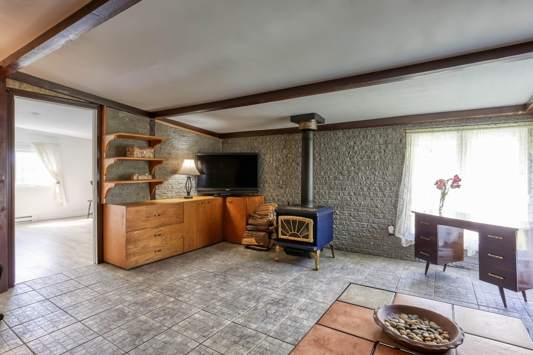 









484


Ch. Montréal

,
Maskinongé,




QC
J0K1N0

