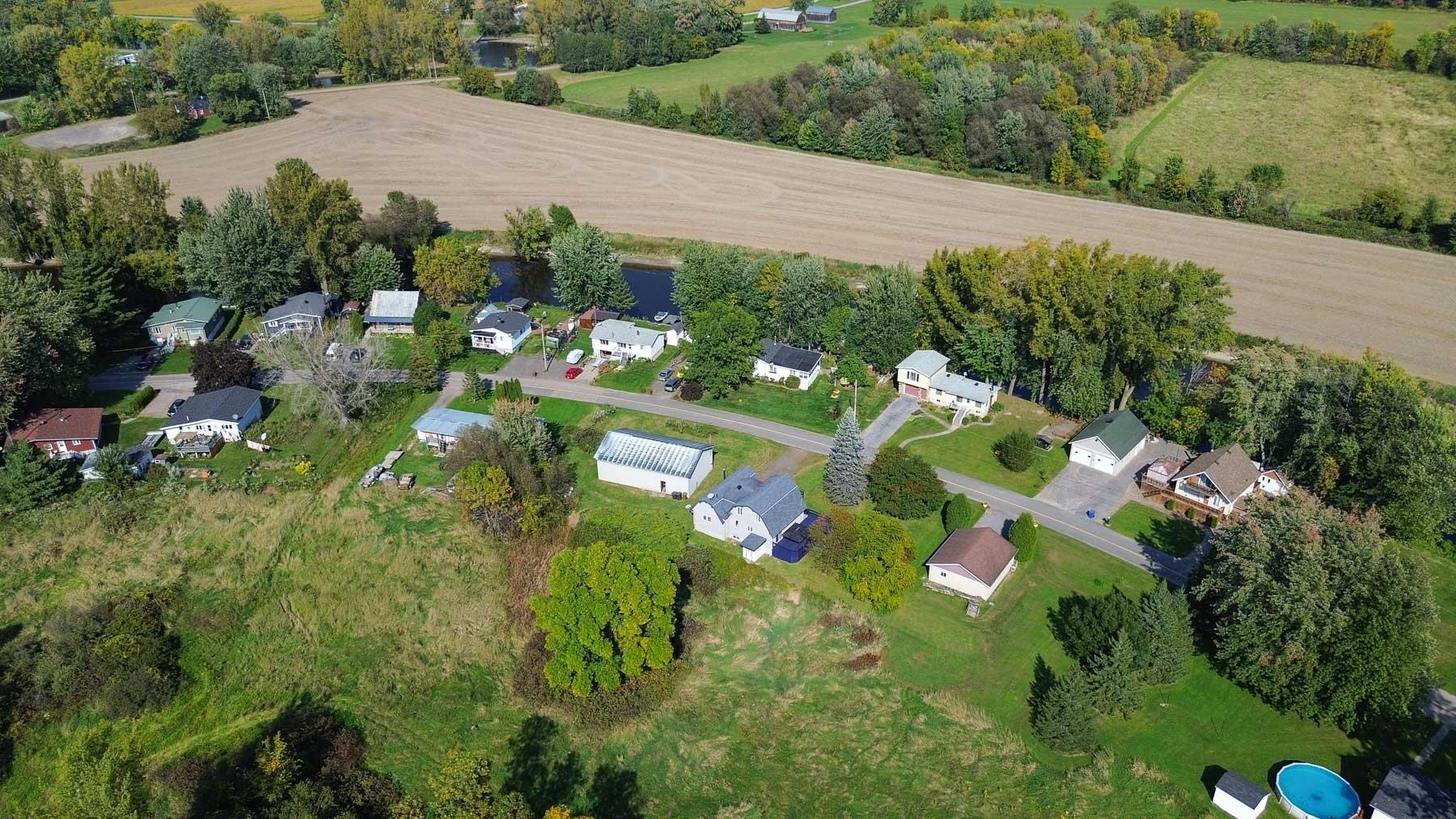 









484


Ch. Montréal

,
Maskinongé,




QC
J0K1N0


