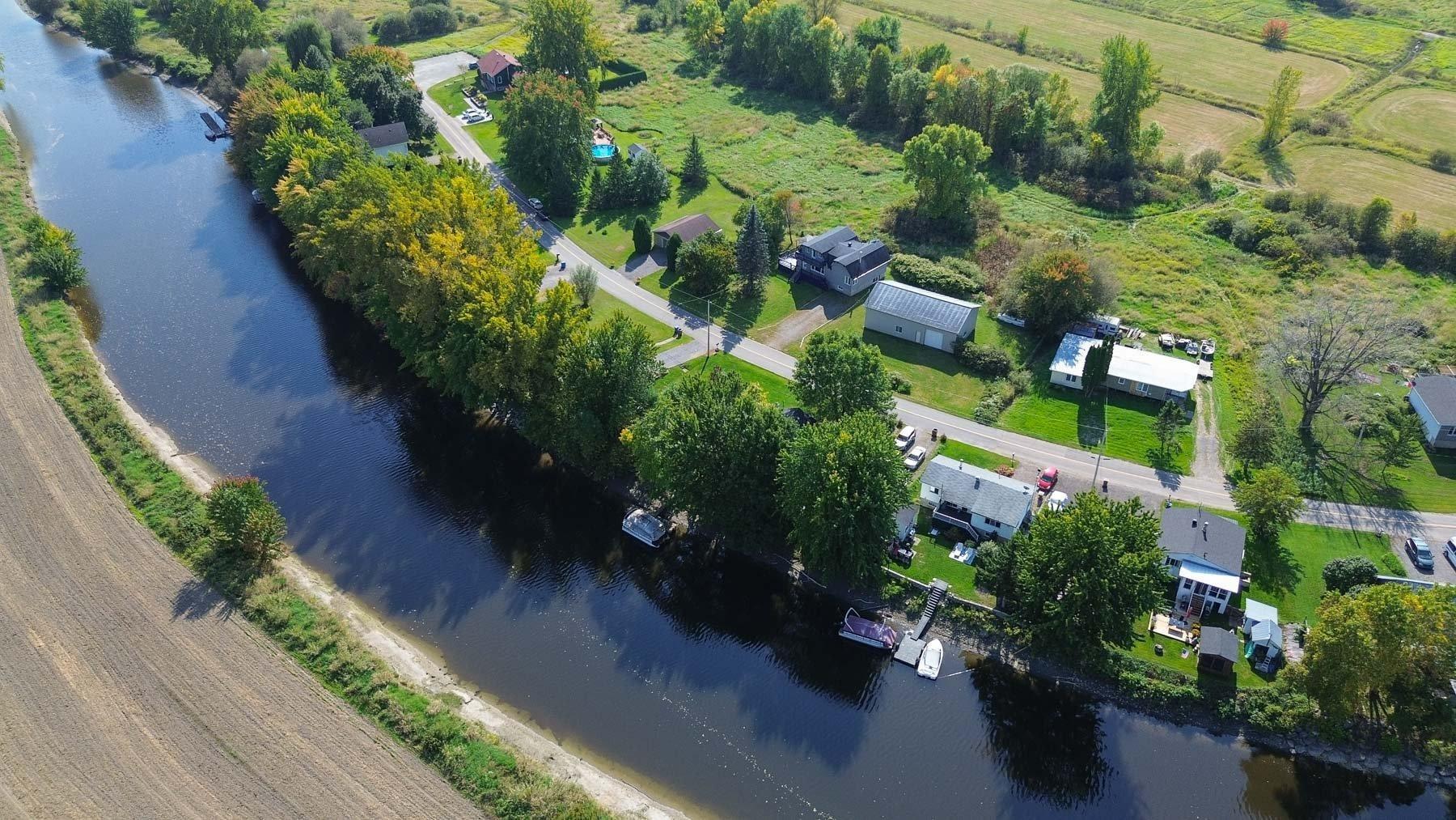 









484


Ch. Montréal

,
Maskinongé,




QC
J0K1N0

