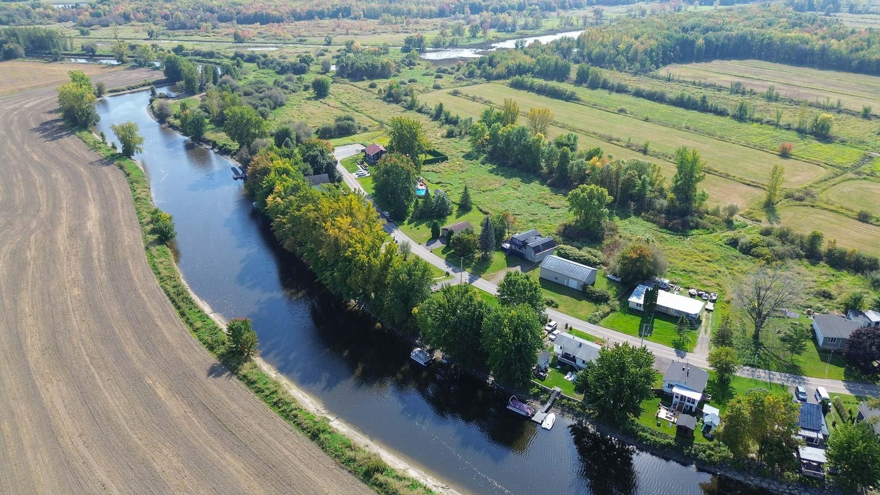 









484


Ch. Montréal

,
Maskinongé,




QC
J0K1N0

