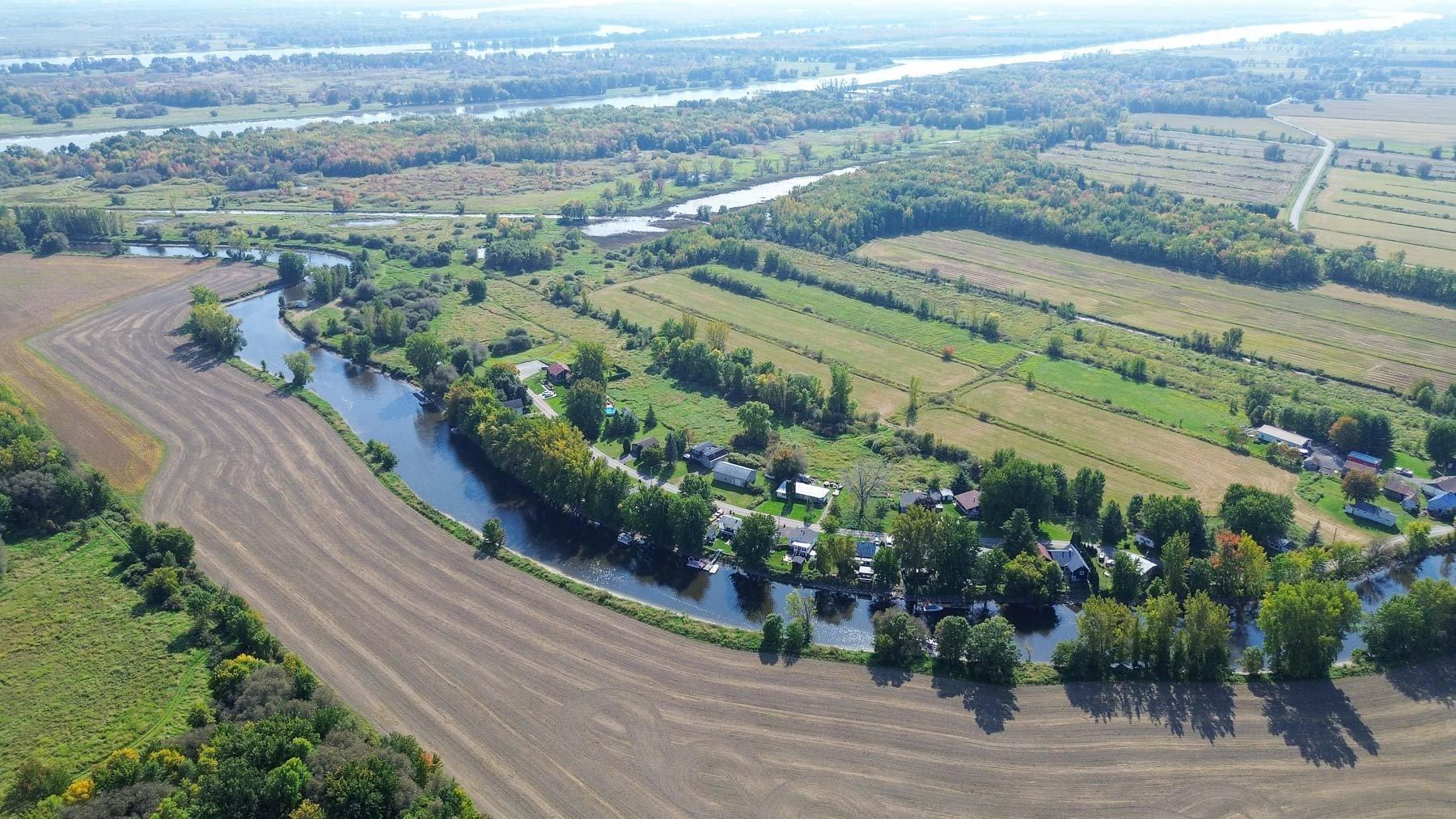 









484


Ch. Montréal

,
Maskinongé,




QC
J0K1N0

