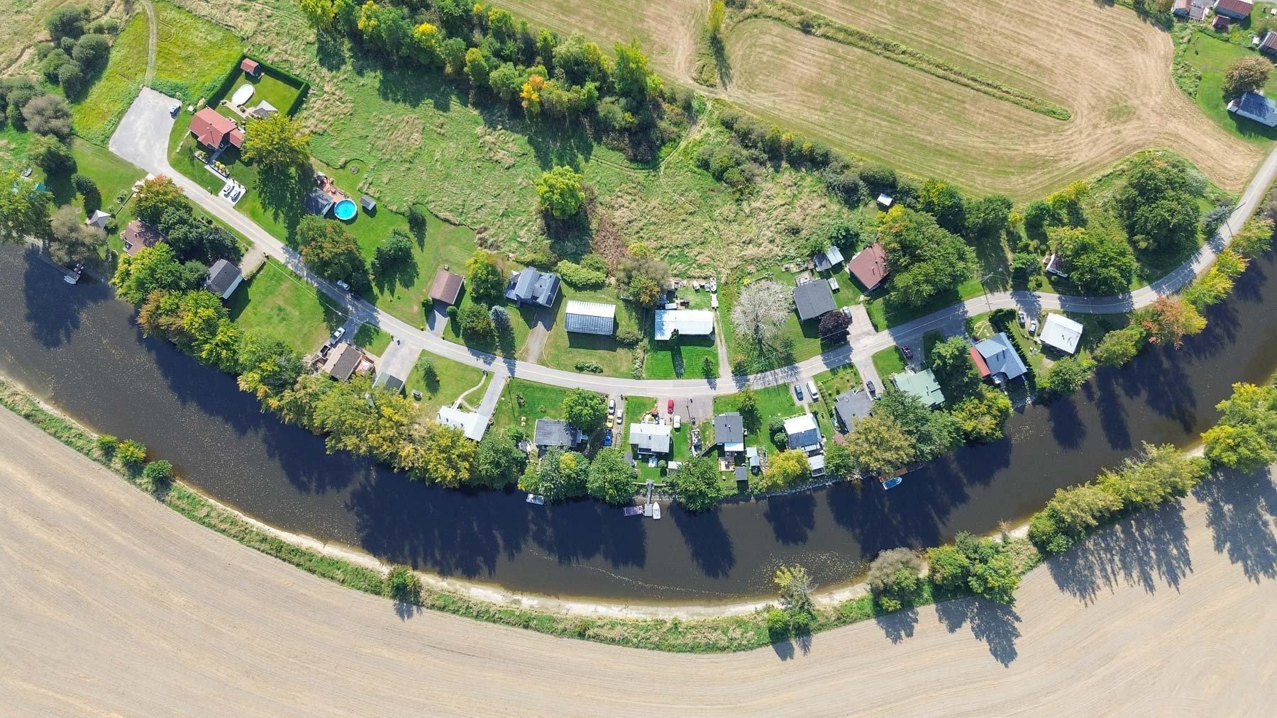 









484


Ch. Montréal

,
Maskinongé,




QC
J0K1N0

