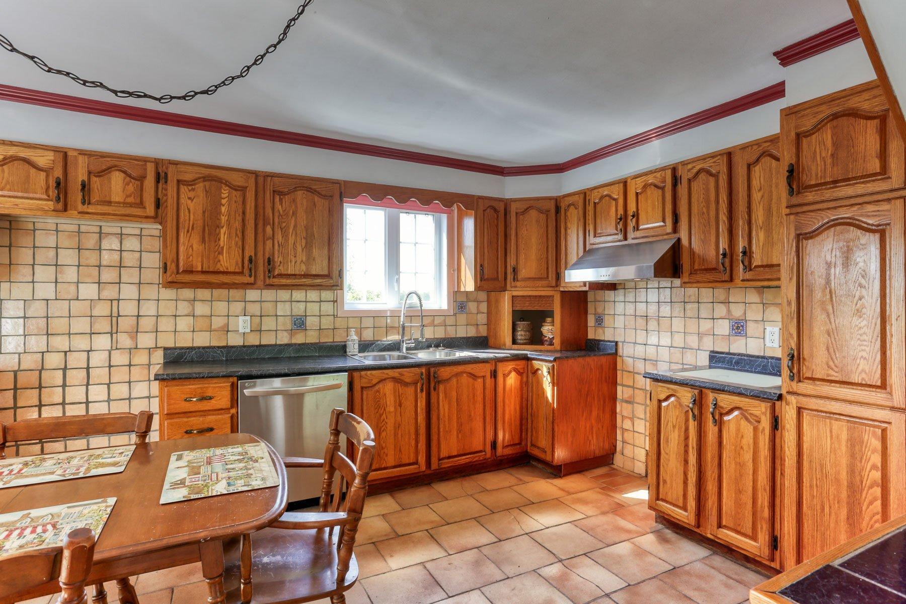 









484


Ch. Montréal

,
Maskinongé,




QC
J0K1N0

