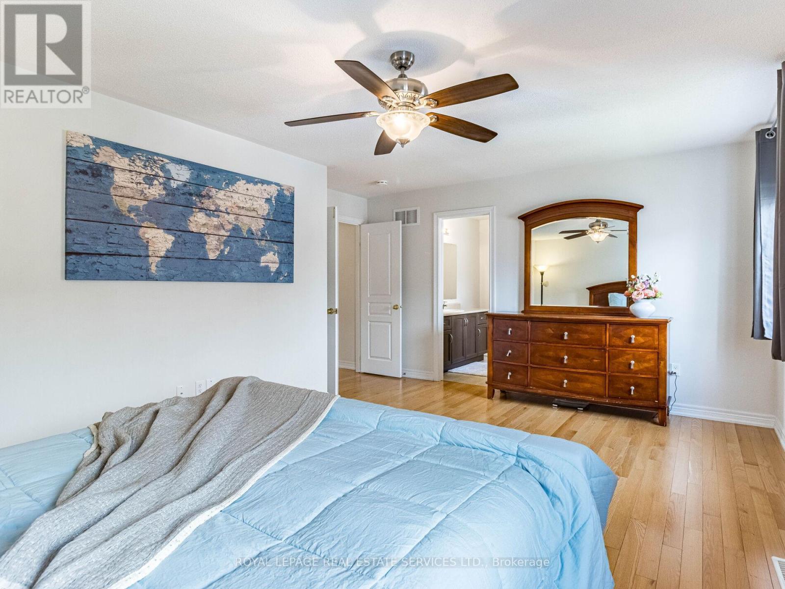 












22 RISEBOROUGH DRIVE

,
Brampton,




Ontario
L6P3W6

