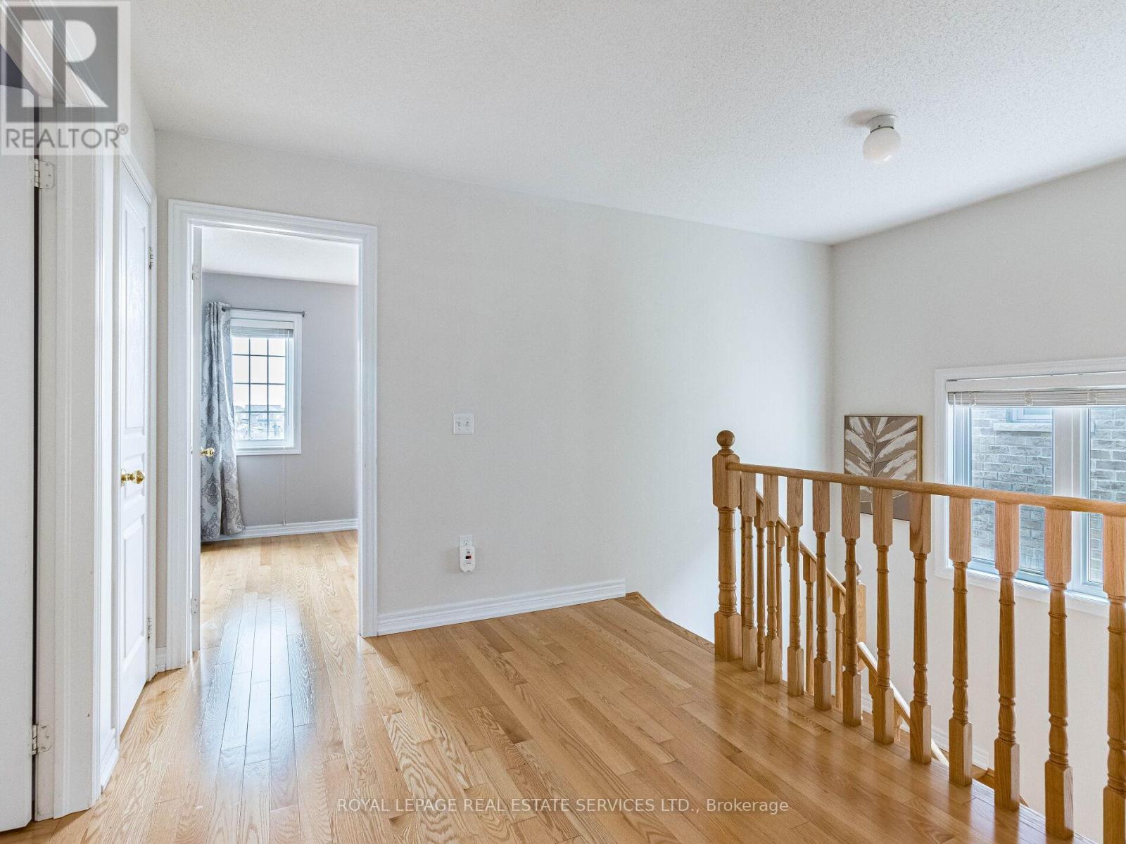 












22 RISEBOROUGH DRIVE

,
Brampton,




Ontario
L6P3W6

