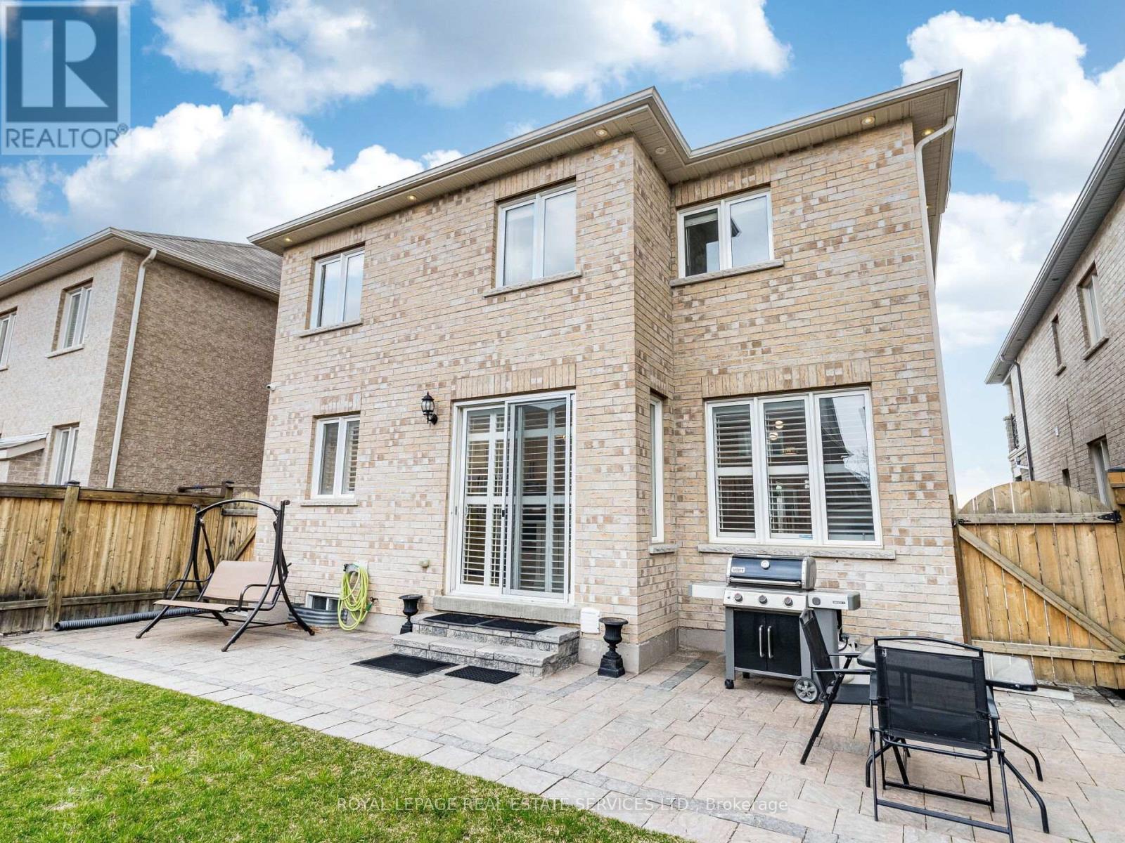 












22 RISEBOROUGH DRIVE

,
Brampton,




Ontario
L6P3W6

