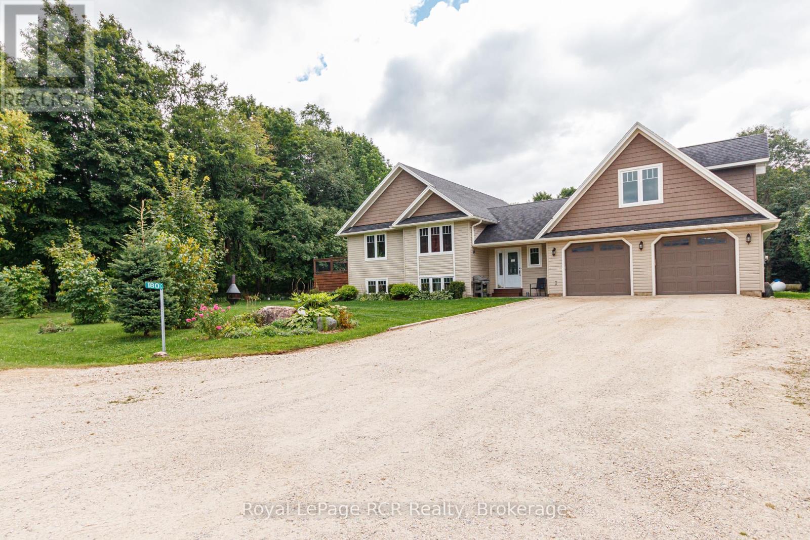 












180 RAGLAN STREET

,
Grey Highlands,




Ontario
N0C1E0

