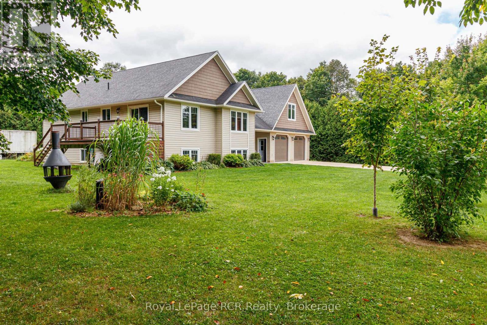 












180 RAGLAN STREET

,
Grey Highlands,




Ontario
N0C1E0

