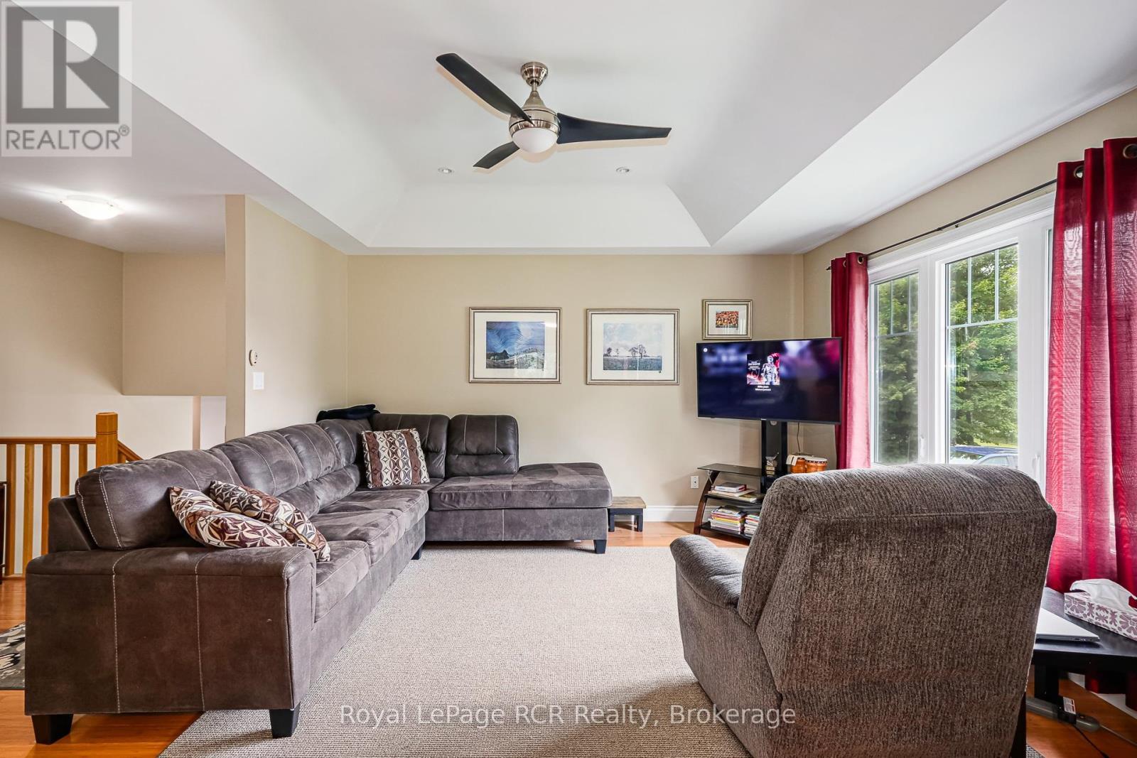 












180 RAGLAN STREET

,
Grey Highlands,




Ontario
N0C1E0

