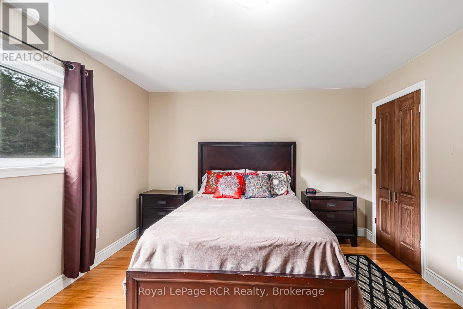 












180 RAGLAN STREET

,
Grey Highlands,




Ontario
N0C1E0

