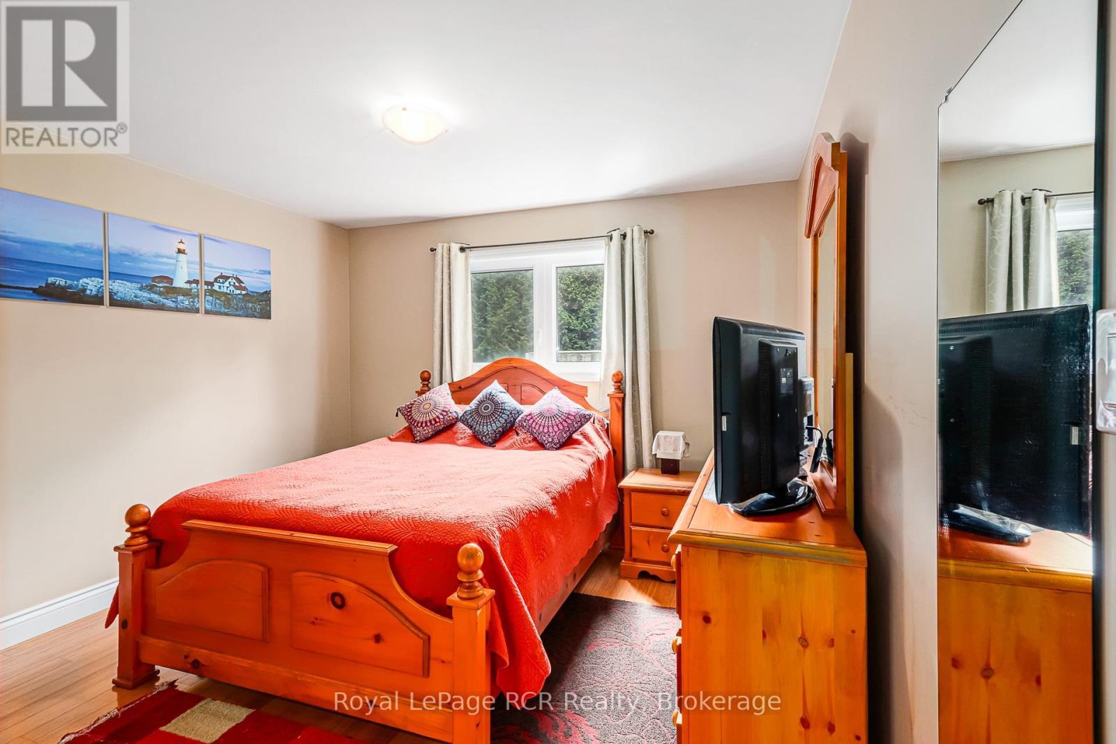 












180 RAGLAN STREET

,
Grey Highlands,




Ontario
N0C1E0

