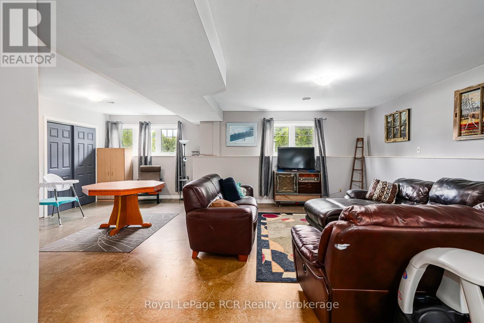 












180 RAGLAN STREET

,
Grey Highlands,




Ontario
N0C1E0

