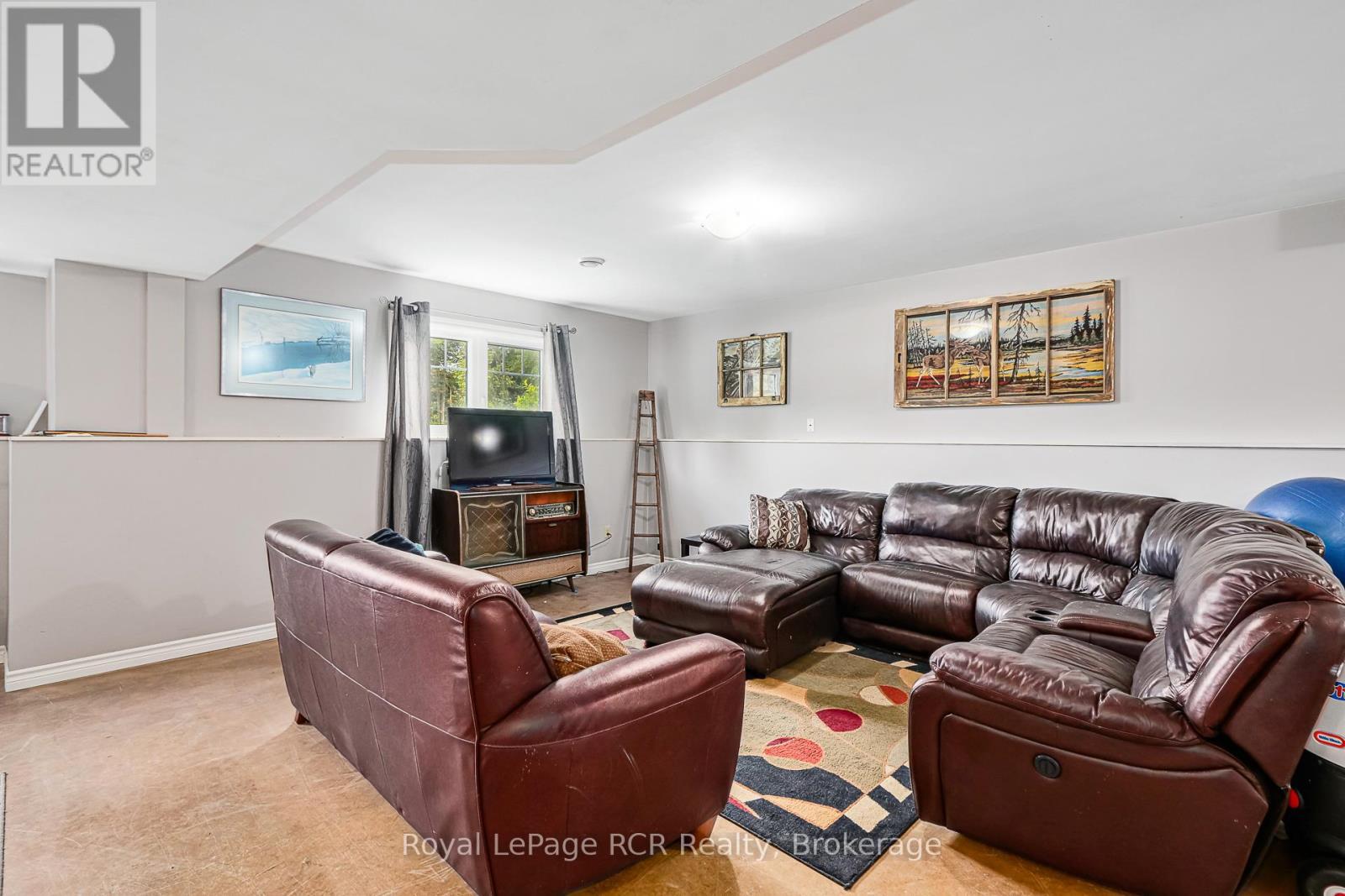 












180 RAGLAN STREET

,
Grey Highlands,




Ontario
N0C1E0

