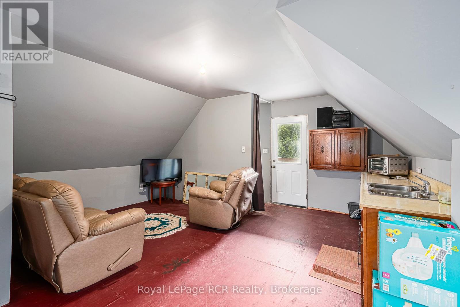 












180 RAGLAN STREET

,
Grey Highlands,




Ontario
N0C1E0

