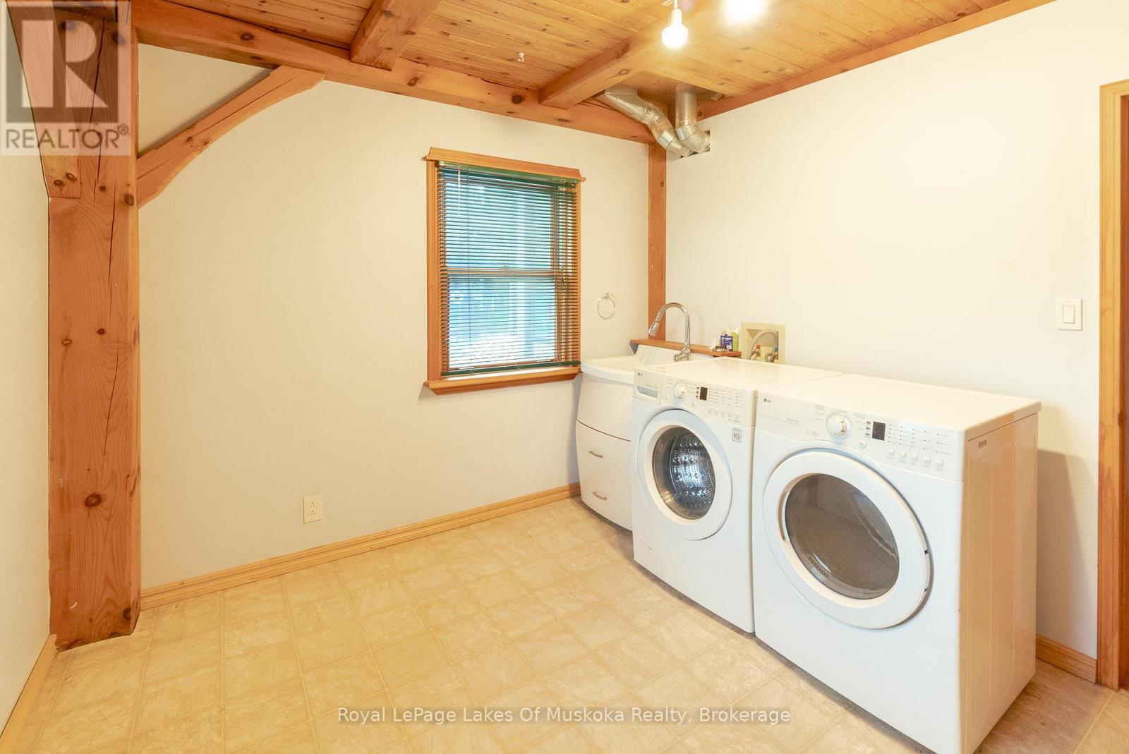 












1280 CHISWICK LINE

,
Chisholm,




Ontario
P0H1Z0

