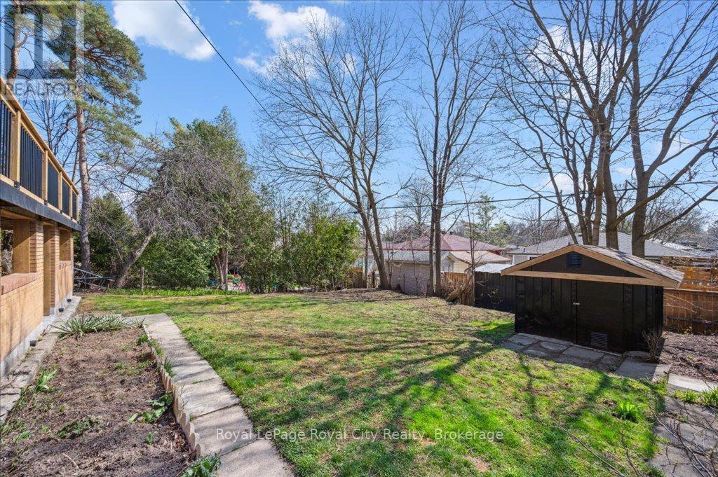 












320 VICTORIA ROAD N

,
Guelph (Riverside Park),




Ontario
N1E5J4

